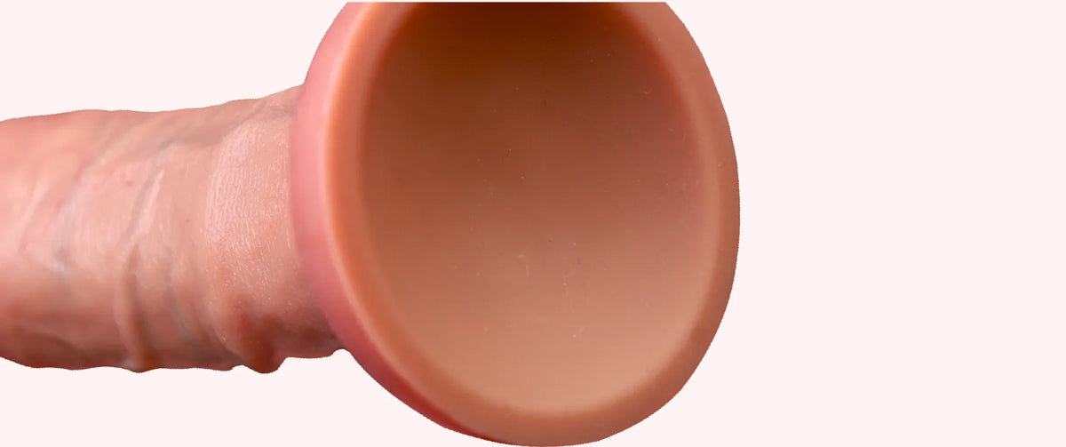 Close-up of the Allen suction cup base